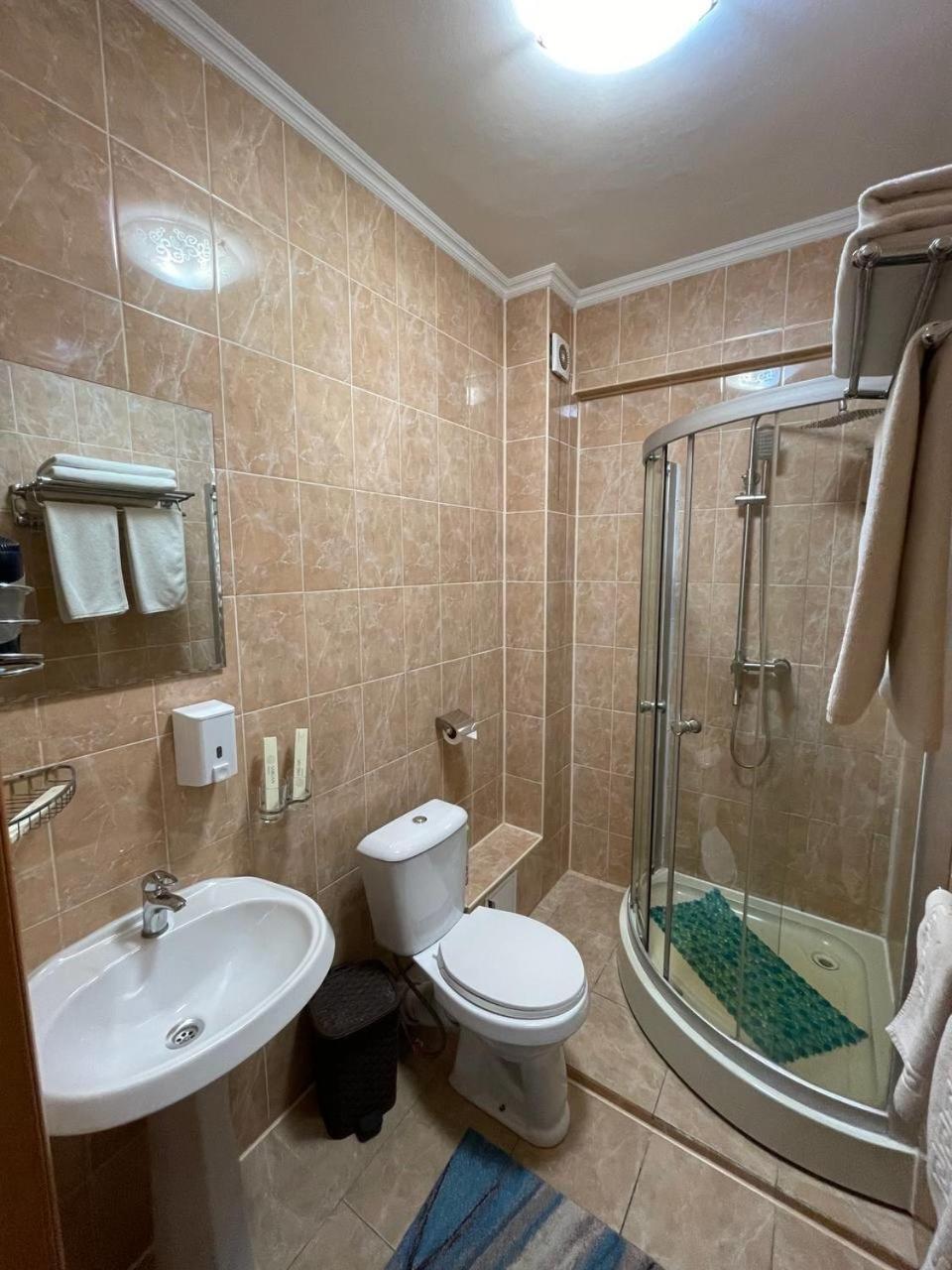 Shanyrak Hotel Temirtau المظهر الخارجي الصورة