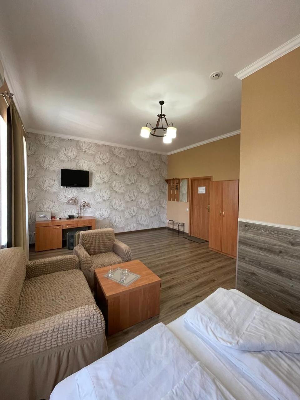 Shanyrak Hotel Temirtau المظهر الخارجي الصورة